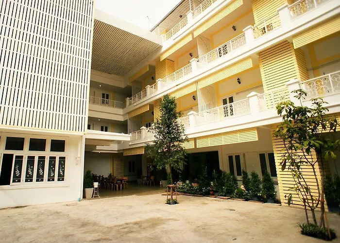 Excel Former Sri Krungthep Hotel